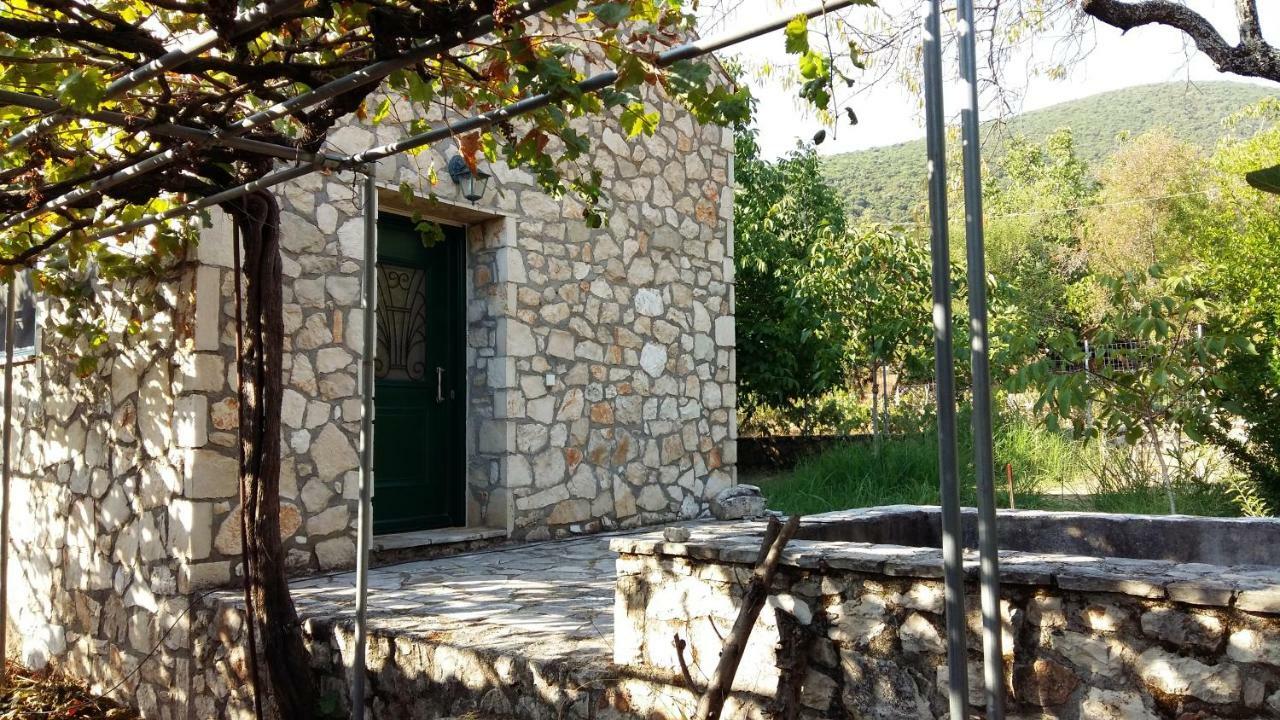 Pouláta The Stone House-Zacharatos Nikolaosヴィラ エクステリア 写真